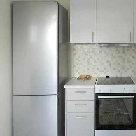 μοντερνο καταλυμα σε ομορφη περιοχη Apartment Chalkida