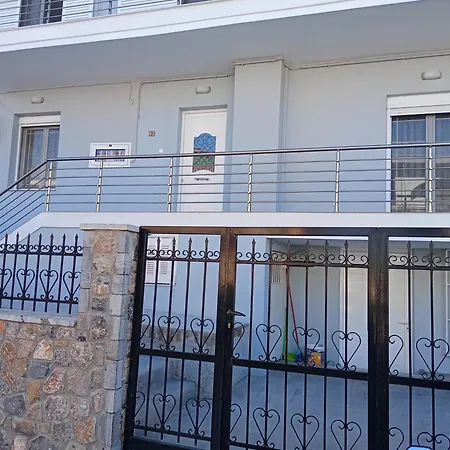 Apartment μοντερνο καταλυμα σε ομορφη περιοχη *