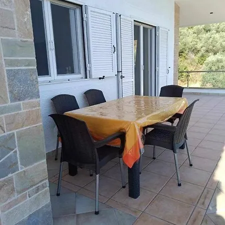 Apartment ολόκληρος όροφος αγροτική οικία *